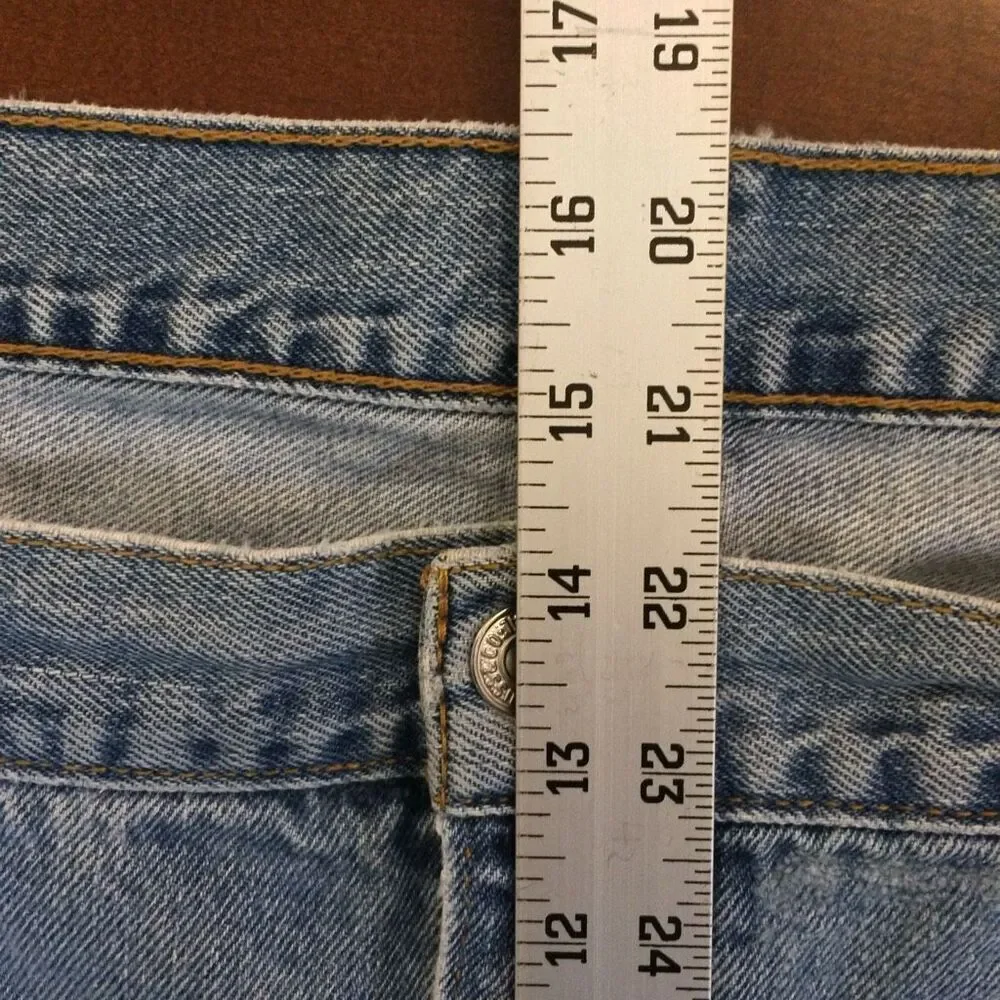 Levi’s 550 light wash 52 jeans